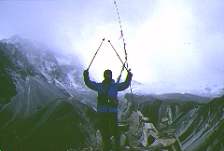 �s�[�N�ɂ�